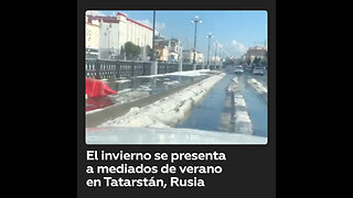 Un tiempo invernal llega a la república rusa de Tatarstán en pleno verano