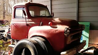 Old International, 1956 S160 farm truck!