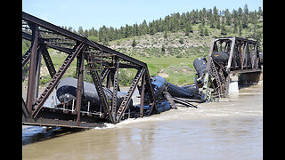 Обрушение моста в Монтане цистерны с химикатами попали в реку Йеллоустоун.