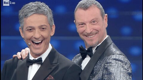 MI RACCOMANDO APPLAUDITE GLI STRONZI DI SAN REMO