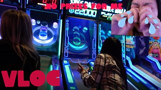 Friday Night Birthday Vlog At The Arcade....