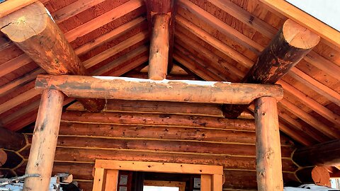 APPROACH & EXPLORING Rustic Swampy Log Cabin Shelter! | Sno-Park | 4K Winter Hiking Central Oregon