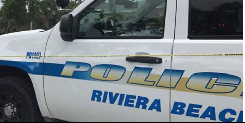 Riviera Beach police officer struck by vehicle while assisting stranded motorist