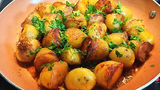 SAUTÉED POTATOES WITH GARLIC AND LEMON. I have not eaten such delicious potatoes yet.