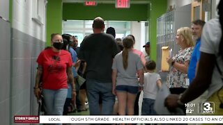 Students, families explore new middle school before heading back to school