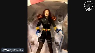 WyzCollects - Marvel Ultimate Series Dolls