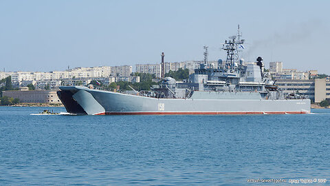 HEADLINES - Kremlin does not comment on rumors about the destruction of a Russian landing ship
