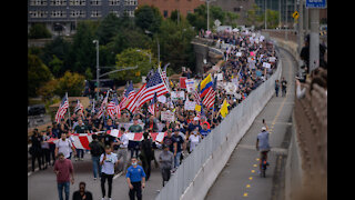 Thousands March to Oppose Vaccine Mandate in NYC