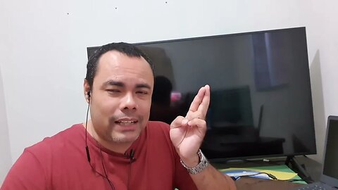 URGENTE: técnica de enfermagem rebate alegações e afirma que jamais aplicou vacina em Bolsonaro!