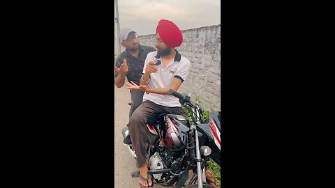 param ne laddi se drink leke laddi ko bnaya bevkuf