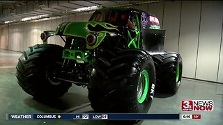 Courtney's Corner: Grave Digger