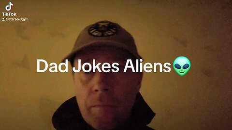 Dad Jokes Aliens 👽