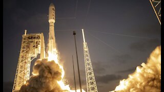 Sunset launch sends classified spy satellite to space