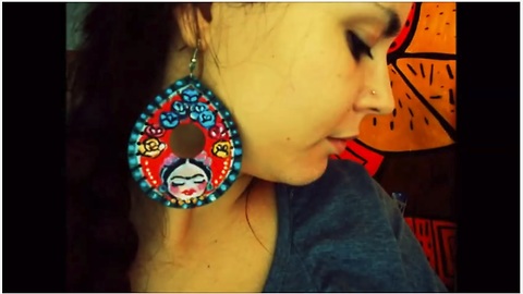 Artistic DIY crafts: Frida Khalo inspired earrings
