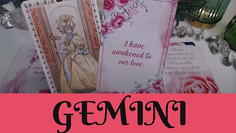 GEMINI ♊💖SOMEONE'S TALKING ABOUT YOU 🤯THEY'VE NEVER FELT THIS WAY💖GEMINI LOVE TAROT💝