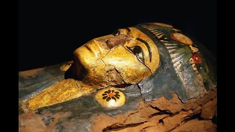 What did the Egyptian queen look like before she became a mummy