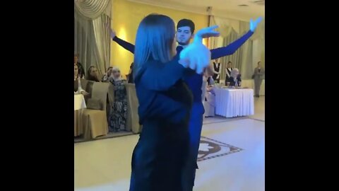 Зажигательные Чеченские Танцы на Богатой Свадьбе.#shorts