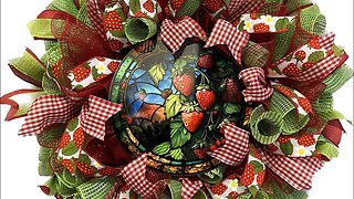 Strawberry Faux Stained Glass Deco Mesh Wreath| Hard Working Mom |How to