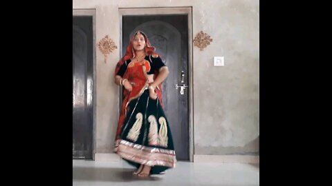 Viral Rajasthani girls dance