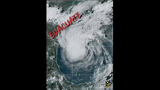 Texans EVACUATED as HURRICANE BERYL starts to move in!