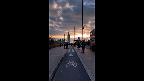 London street amazing view 😍🥰