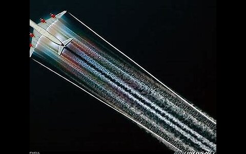 Top Pilot Testifies: ‘Bill Gates Is Fumigating Cities With Mood Altering Chemtrails’