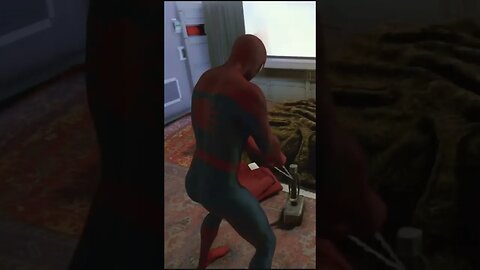 Spider-Man Tries To Lift Thor’s Hammer #spiderman #gaming #shorts