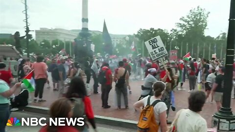 Protesters deploy flash-bangs while Netanyahu addresses Congress| A-Dream ✅