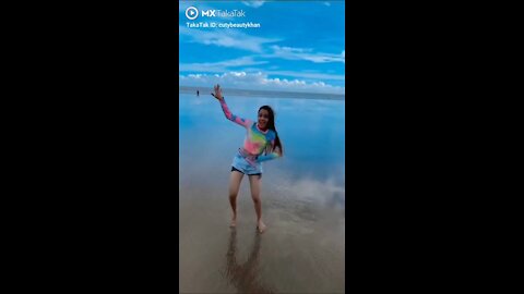 Cutey beauty khan dance videos