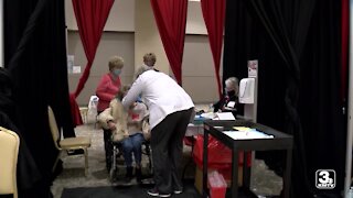 Pottawattamie County holds first vaccine clinic for those 65 and older
