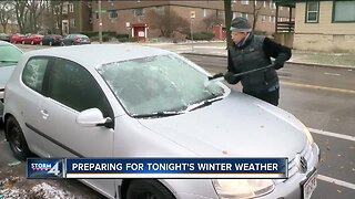 WI residents finish last-minute tasks ahead of snowstorm