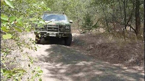 Checking out trails in the CUCV - 4x4 off road - part 2