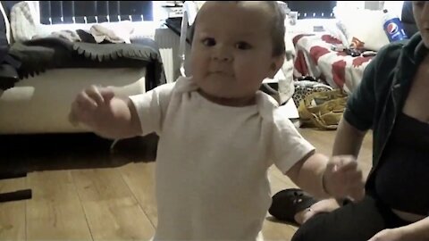 Baby Learn to Walk for the First time