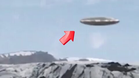 Sighting of a brown saucer-shaped UFO on a snowy mountain [Space]