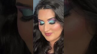 #reviewsbyanam #anamarshad #viralvideo #shortvideo #makeup #mua #canadianmakeupartist #makeupvideo