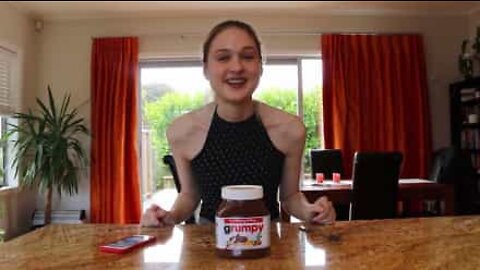 Nutella Jar Challenge: downing a jar of Nutella in three minutes!