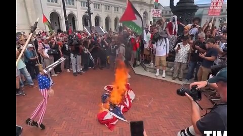 🚨Palestine protesters in DC are now setting the American flag on fire. They hate America wake up!!