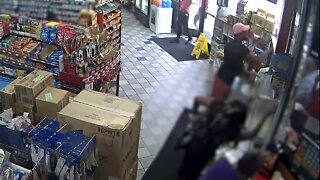 Man assaults Detroit gas station clerk after being asked to wear mask
