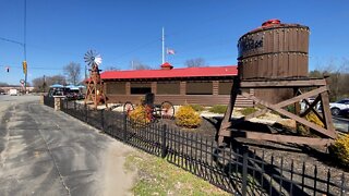 Walk and talk tour of the Hemby Bridge, NC, town center - Small Towns - Cities - Vlogging America