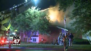 Firefighter injured battling apartment fire