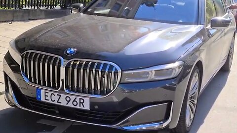 BMW 760Li V12 Excellence in 8k im Stockholm Sweden [8k]