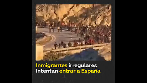 Más de 400 inmigrantes irregulares intentan entrar a España desde Marruecos