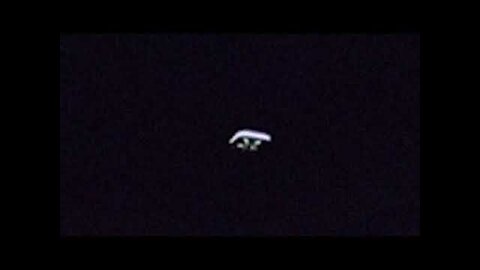 Giant Unusual UFO Light Caught on Camera Over San Francisco Scary Things Happening In The World