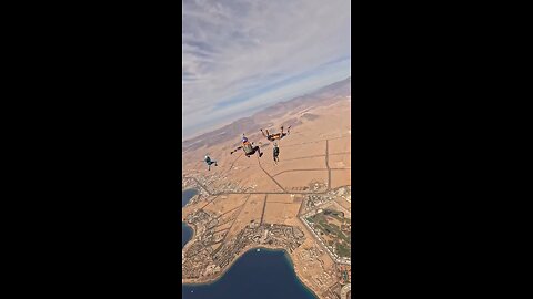 I love skydiving 🪂