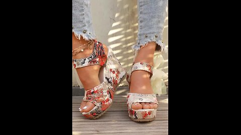 Ditsy Floral Bowknot Peep Toe Wedge Sandals for women 👡