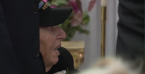 101-year-old WW2 vet is best man at son's Las Vegas wedding