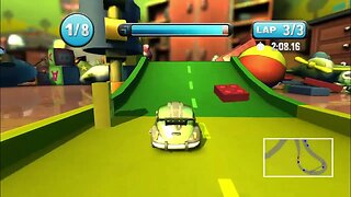 Super Toy Cars (gameplay)