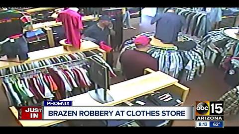 Police searching for men who stole clothes from west Phoenix store
