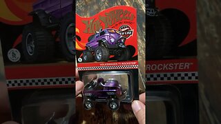 This RLC is Ready to Rock! Hot Wheels Volkswagen T1 Rockster #shorts #hotwheels #RLC #VW