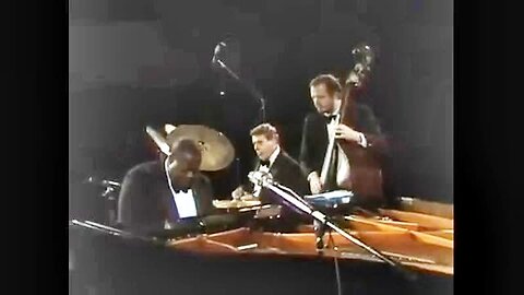 ოსკარ პიტერსონი. Salute to Bach. პიტერსონის ტრიო / Oscar Peterson Trio.